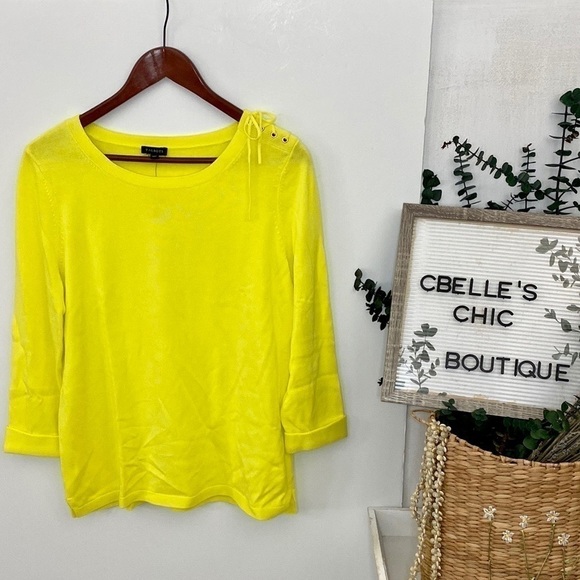 2SWEET2BE's tweet photo. So good I had to share! Check out all the items I'm loving on @Poshmarkapp from @cbellechic #poshmark #fashion #style #shopmycloset #41hawthorn #talbots #paulmullerselb: https://t.co/1qRRZf79t2 https://t.co/dBeIlh6bFC