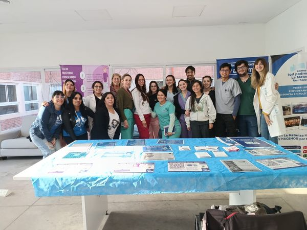 TgdpadresteaRed's tweet photo. Familias TEA La Matanza capacitó a residentes del Hospital de Niños de San Justo.Profesionales de manera presencial y virtual asistieron a la misma.
La Red Capacitando en SALUD. #serpartenopuntoaparte #hablandoyhaciendoporelautismo #porunaprovinciamasinclusiva https://t.co/dWYuuHsdC4