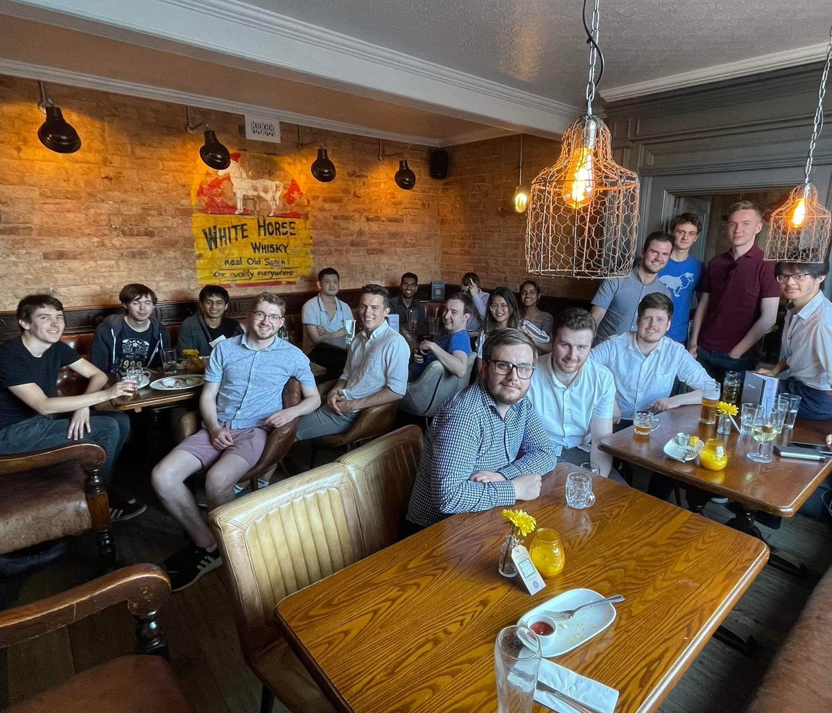 WarwickChessALM's tweet photo. A highlight of the best Warwick Chess Alumni events across the past 12 months - up and down the country from London, Leamington, to back at @UniOfWarwick!🥳

Many thanks goes to @taranosaurus05 and the Committee for organising, and looking forward to catching up at @Chess_Fest!🎉 https://t.co/fFMimqUJYC