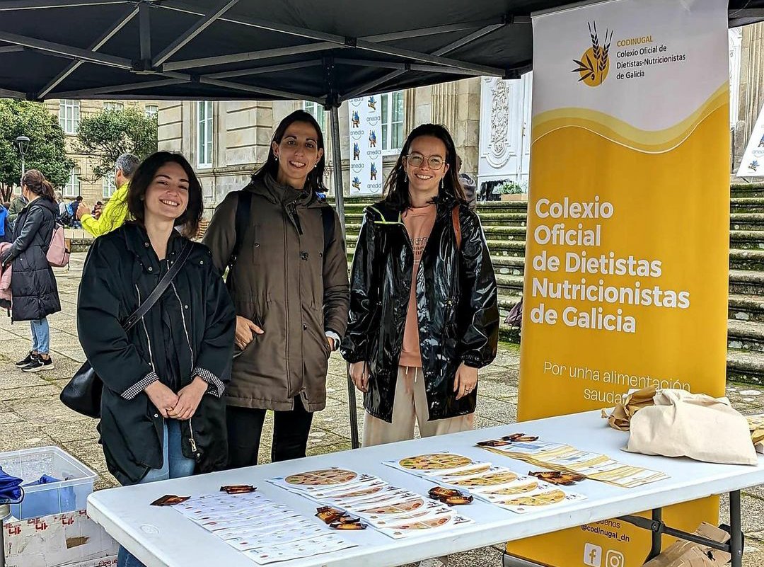 Anediagalicia's tweet image. @codinugal vai estar con nós na II Carreira Solidaria Móvete pola Diabetes na Pobra do Caramiñal.
Terán un mesa informativa onde poder preguntar dúbidas e facer consultas. Unha ocasión fantástica e que podedes aproveitar.
Participa con nós  e axudanos a facer visible a diabetes.