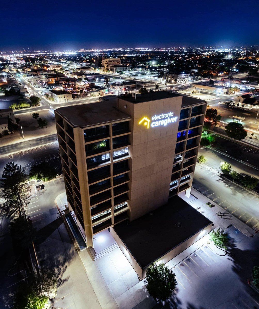 tdohrmann's tweet photo. 12 months ago the tower became ours, ECG Tower, where the most advanced Connected and Virtual Technologies and Services are created and managed. @ElectronicCare https://t.co/NqAxWnxmOz