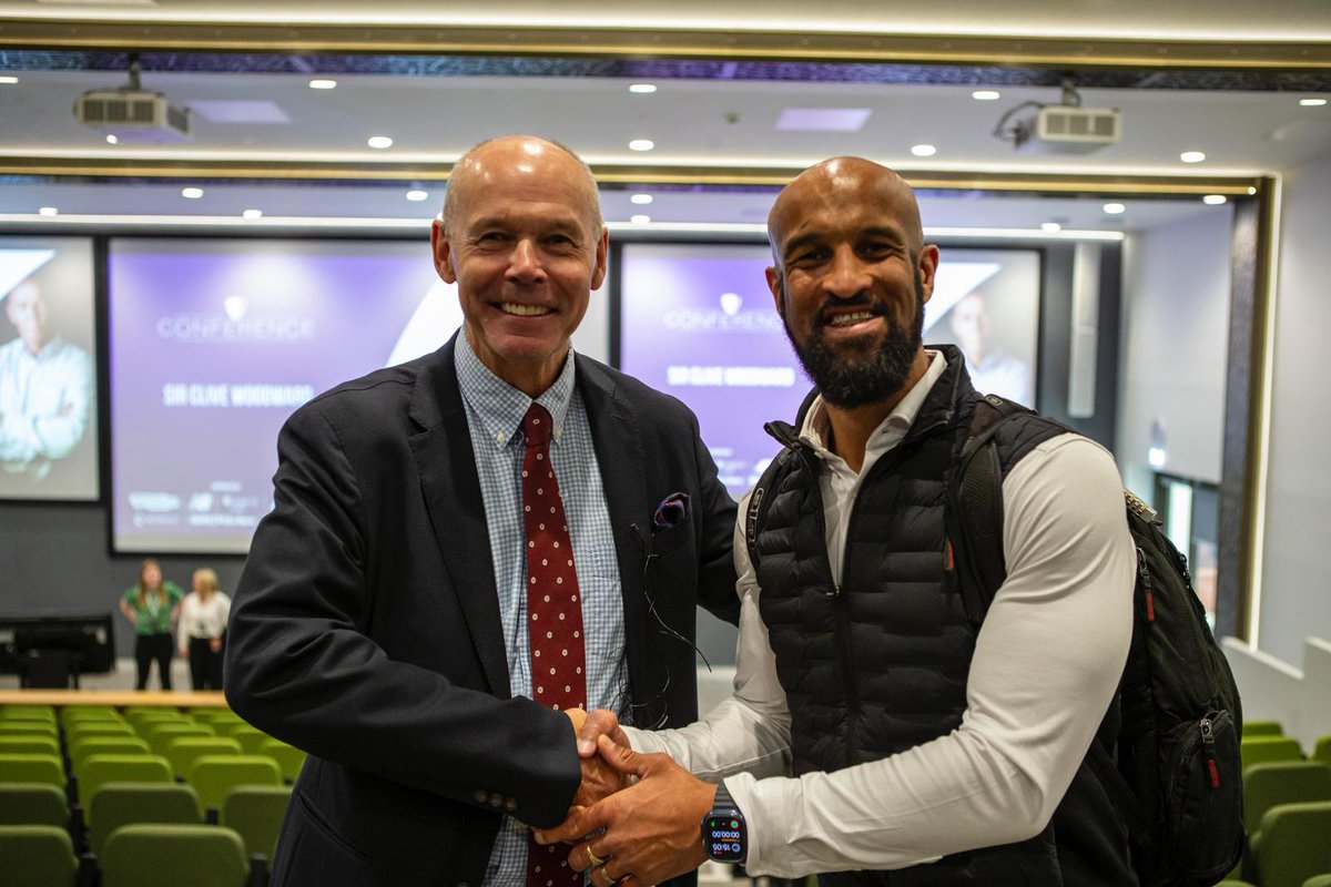 oakeskarl's tweet photo. @BUCSsport Conference this week @UniversityLeeds Great opening keynotes including Sir Clive Woodward on what makes a great team no matter what the discipline #Bucsconferemce https://t.co/HABcza4UPf