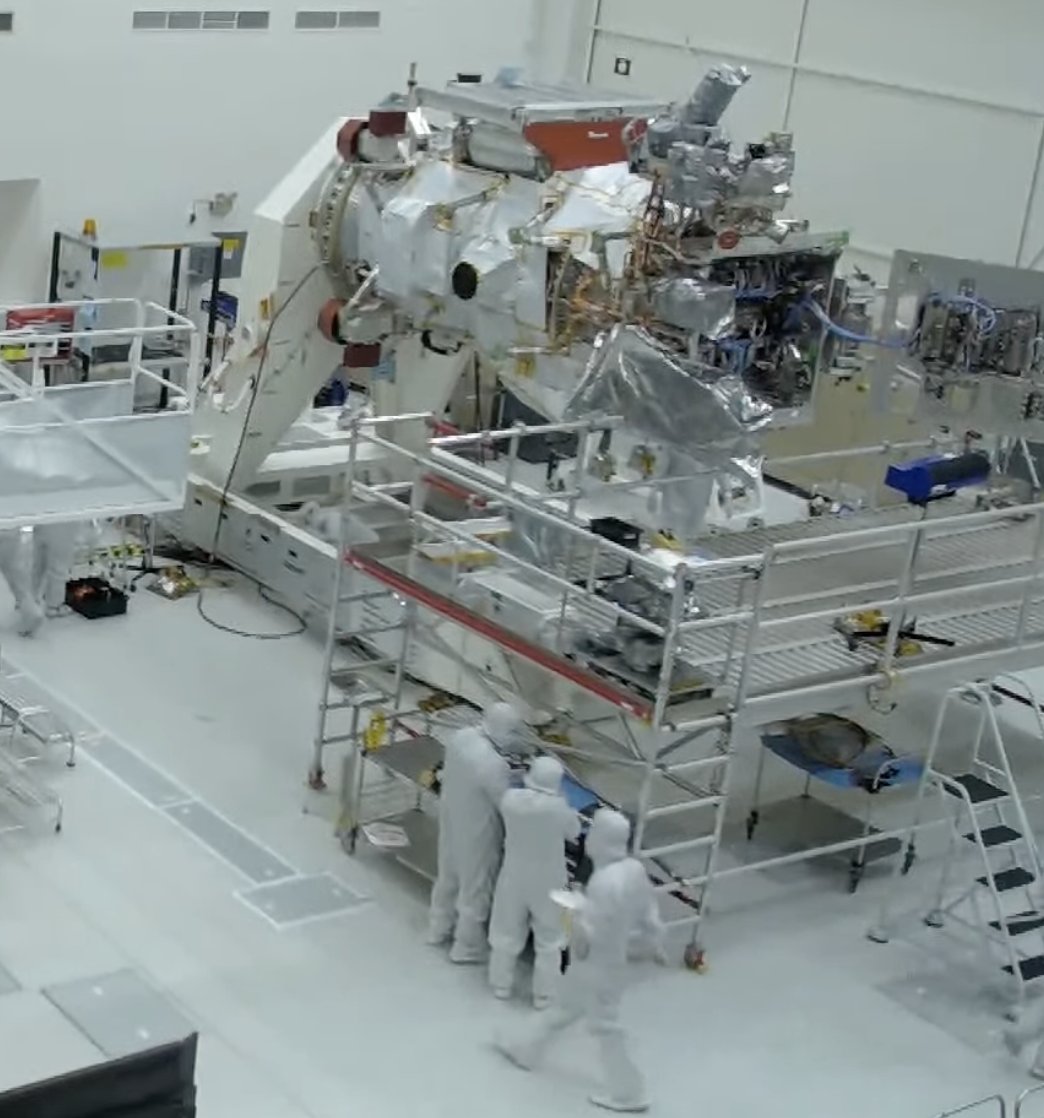 Live now: join us for a 30-minute realtime chat from the clean room where we're building our spacecraft. bit.ly/clippercam