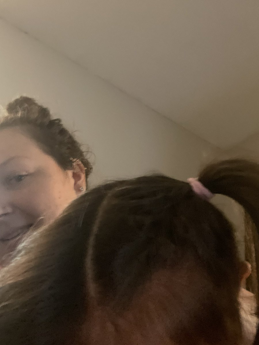 d e s 🌞 tweet media