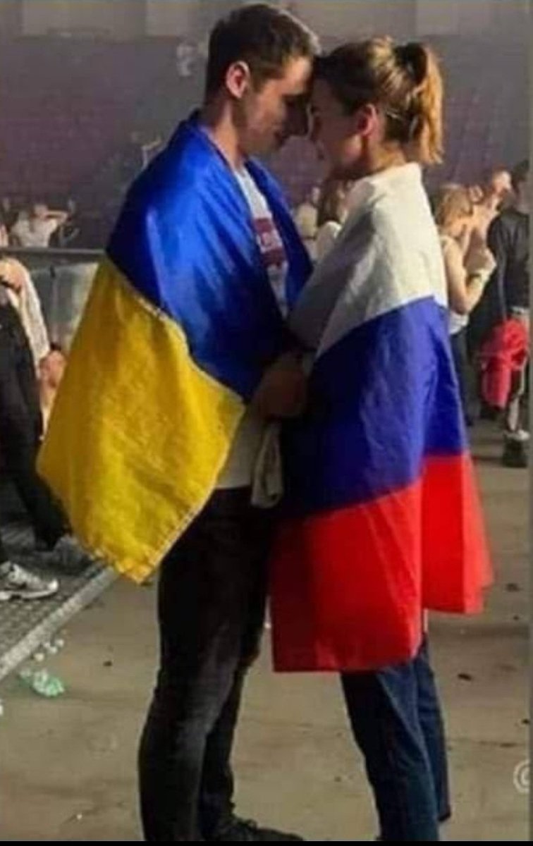 der_strupp's tweet image. &quot;(...) Ukrainian and Russian youth...&quot;