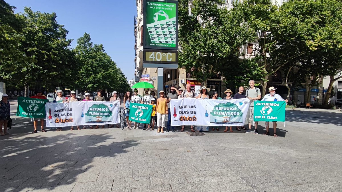 Las asociaciones ecologistas y vecinales de Zaragoza exigimos medidas ambiciosas para hacer frente a las olas de calor. 
Las ciudades sin árboles son auténticas #IslasDeCalor como  hemos visto hoy con temperaturas de hasta 45°C en la capital aragonesa.
#RefugiosClimaticos