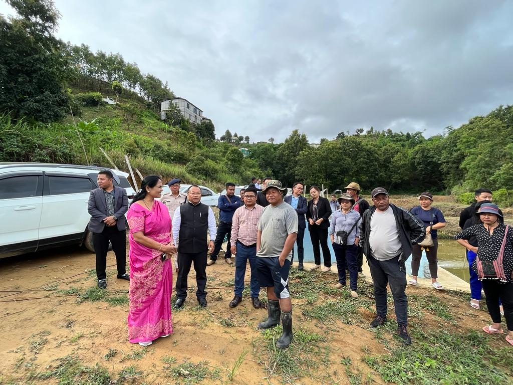Visited F. Laldingliana's fish farm at Champhai, to gauge firsthand transformation under the Modi Govt.'s initiative, PMMSY has brought about for fish farmers.

Matsya Sampada Yojana has galvanised small farmers to adopt aquaculture & maximise profits from fisheries.
#SKinMizoram