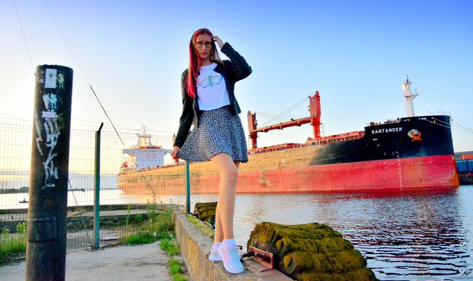 waiting for my captain 😈 maybe you are? 🫦 https://t.co/hLJB5RZajb