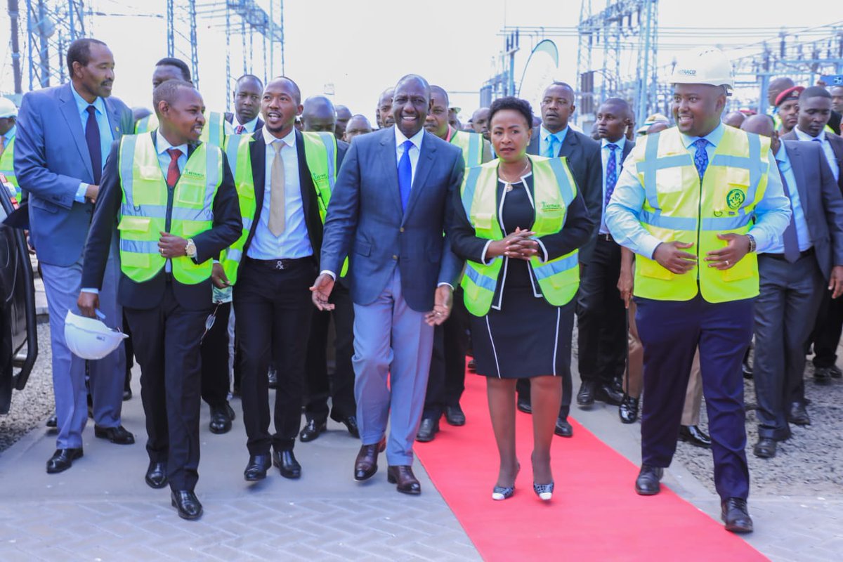 Wavinya_Ndeti's tweet photo. 2/3 I am confident that the commissioning of the sub-station will bring forth significant benefits to our county. It will enhance our electricity infrastructure, ensuring a stable and reliable power supply for our residents. https://t.co/DaSJDj98yD