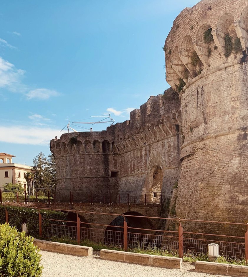 VFToscana's tweet photo. #ColleValdElsa is a modern town with an ancient heart and many excellences, such as glassmaking and ancient thermal baths.
๐ https://t.co/c3dP275Erz
๐ธ IG vero.fa.foto https://t.co/Mh7pYULij6
