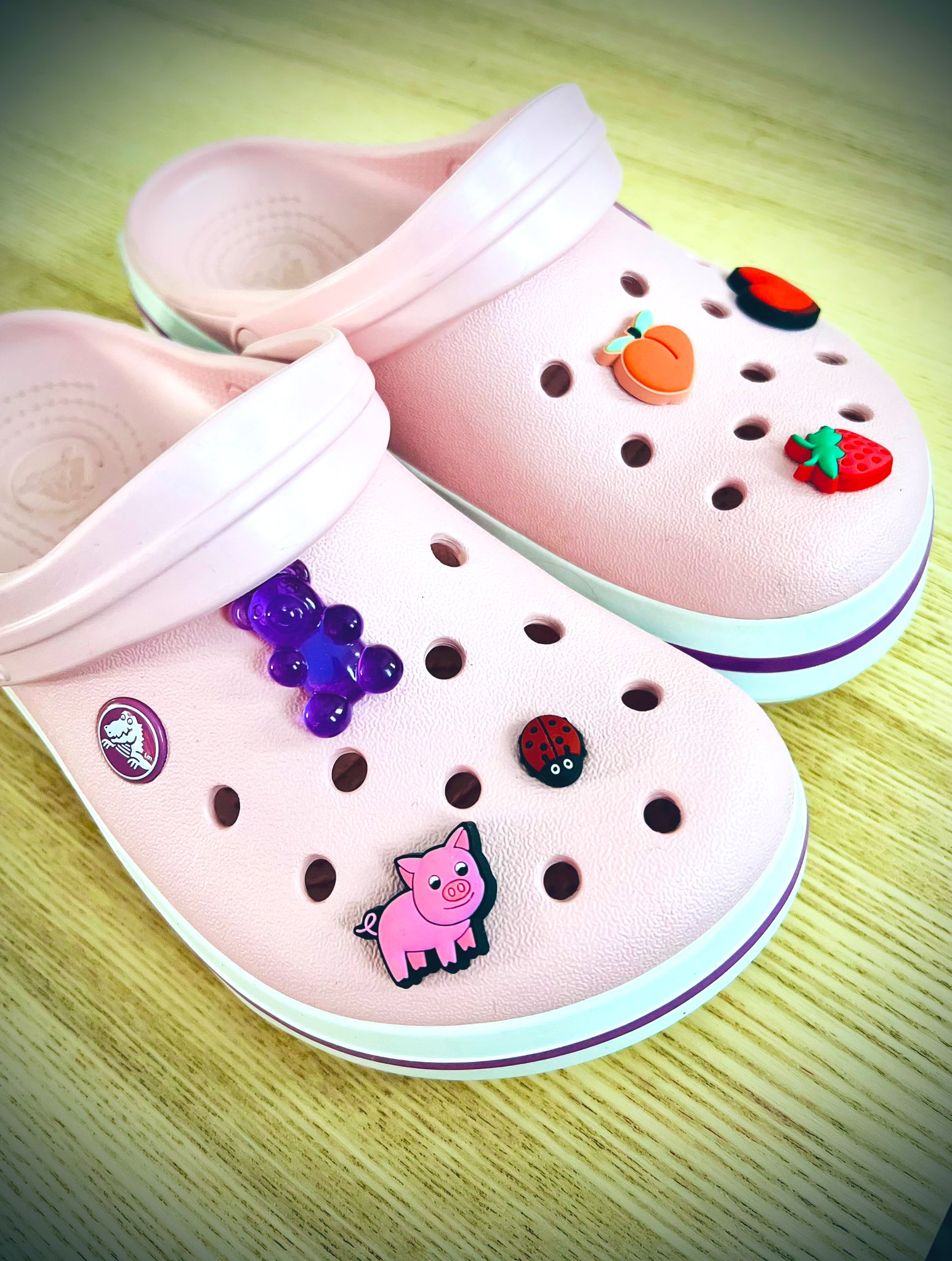 Crocs pour fille sale