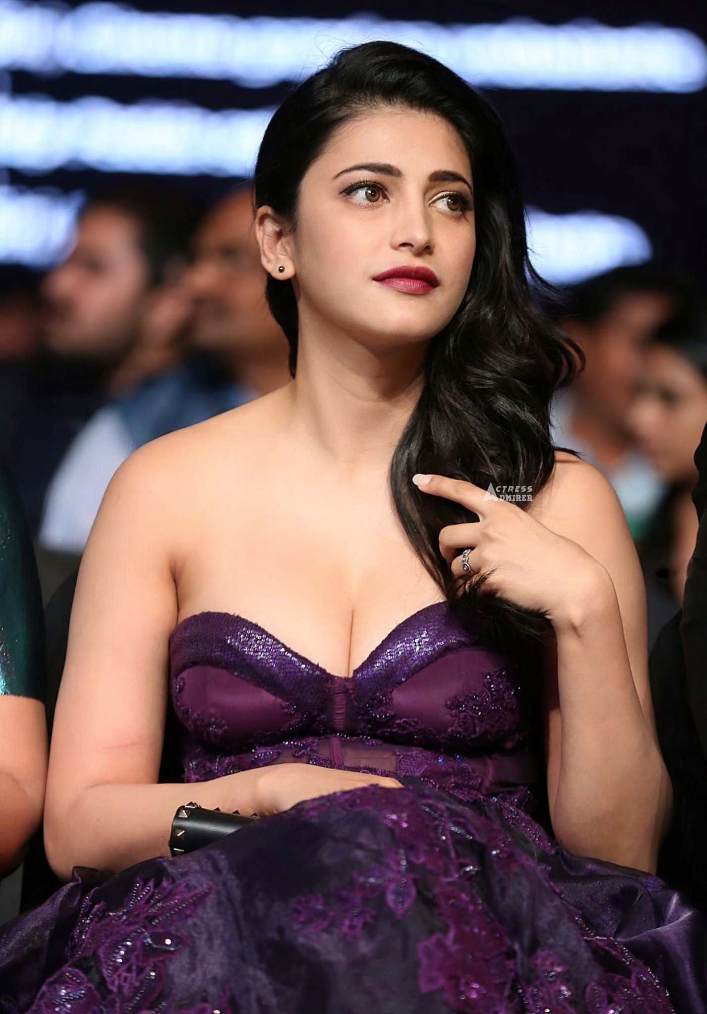 F0xXcIhaUAE6qpL?format=jpg&name=large