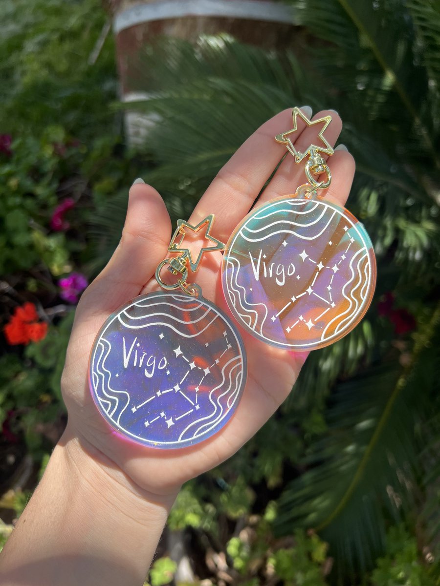 4 sales from this weeks goal 🙀💞
Please check out my shop &amp; consider buying 🥰
etsy.com/shop/AlishaJea…