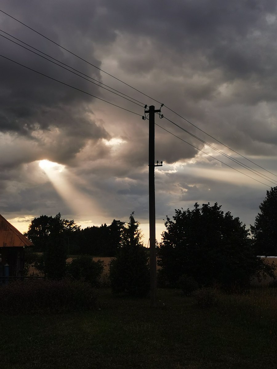 valca14's tweet image. 