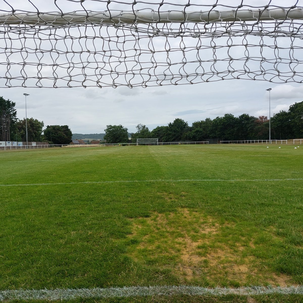 LordswoodAFC's tweet photo. We have arrived @LNHFC1961 for tonight's game🧡🖤
19:45 kickoff
COME ON YOU LORDS🧡🖤
#utw #NonLeague #lordsrising #grassrootsfootball https://t.co/BL3EasiO8M