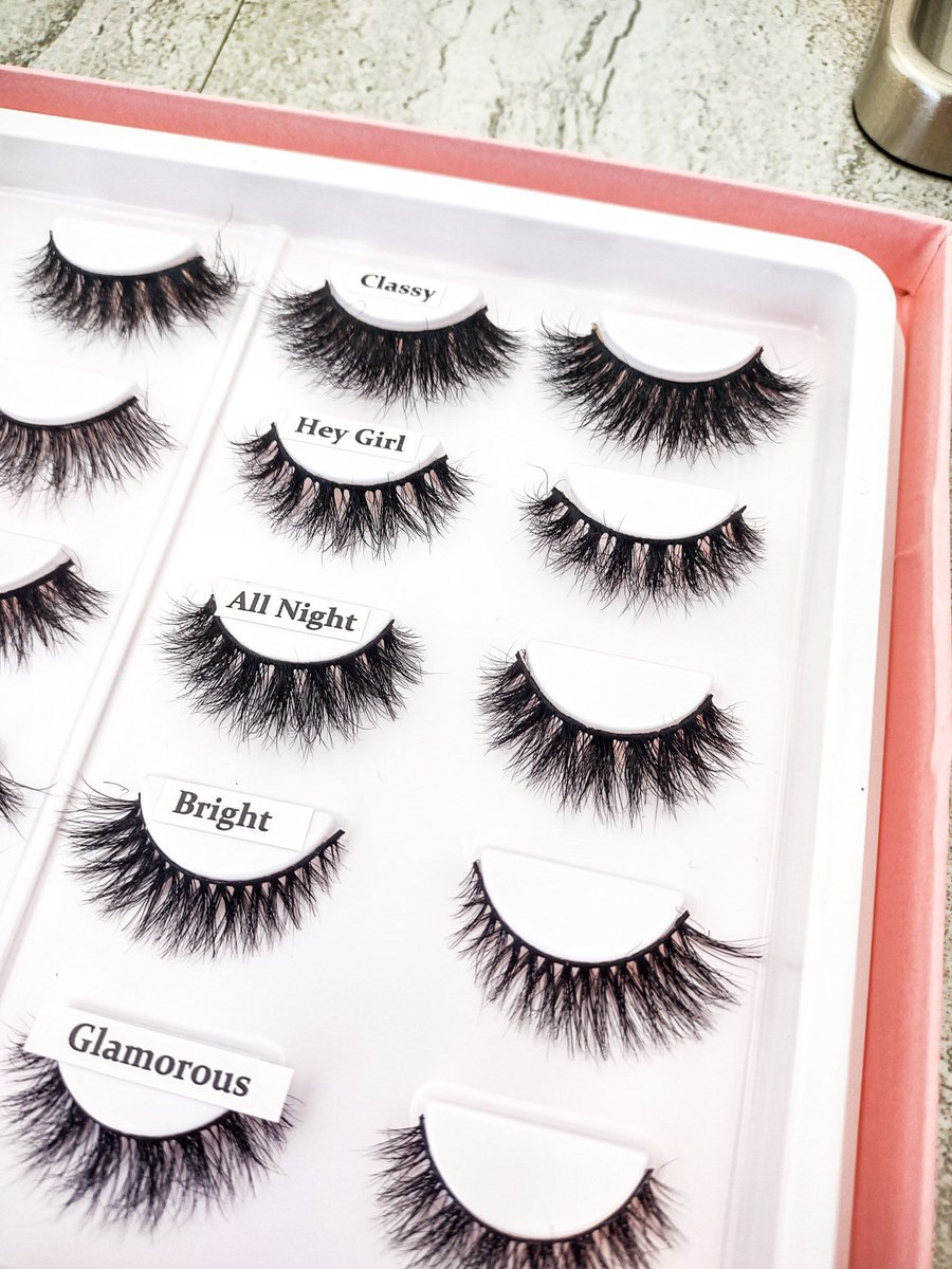 LeidaLash's tweet photo. Lashbook gives you all kinds of looks!

#lashes #eyelashes #lashesonfleek #volumelashes #flashesofdelight #lashesfordays #minklashes #classiclashes #lashesonpoint #lasheslasheslashe https://t.co/YwzRyR0jOJ