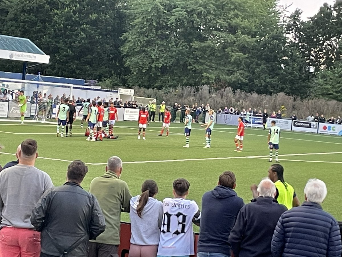 Ross Caveille tweet media