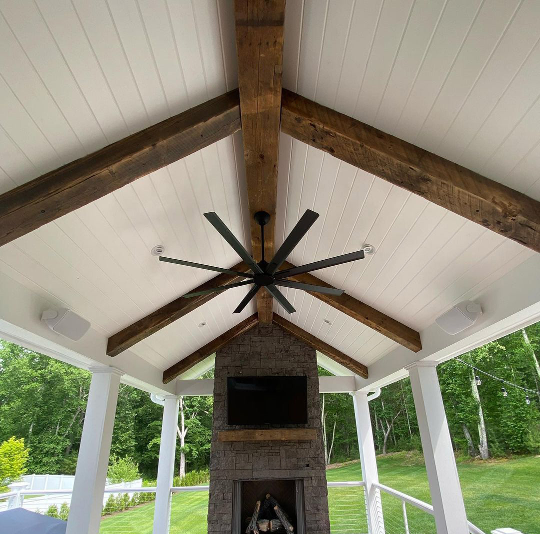 SunBriteTV tweet media