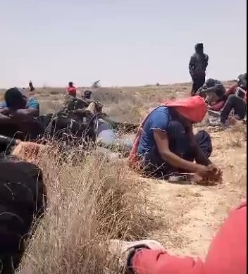 After being in touch for several days, we lost contact to all the groups in distress in the #Tunisia &amp; #Algeria border region, possibly because their mobile phones batteries ran out. We assume many are still stuck there. Now they can't even reach out anymore to call for help.