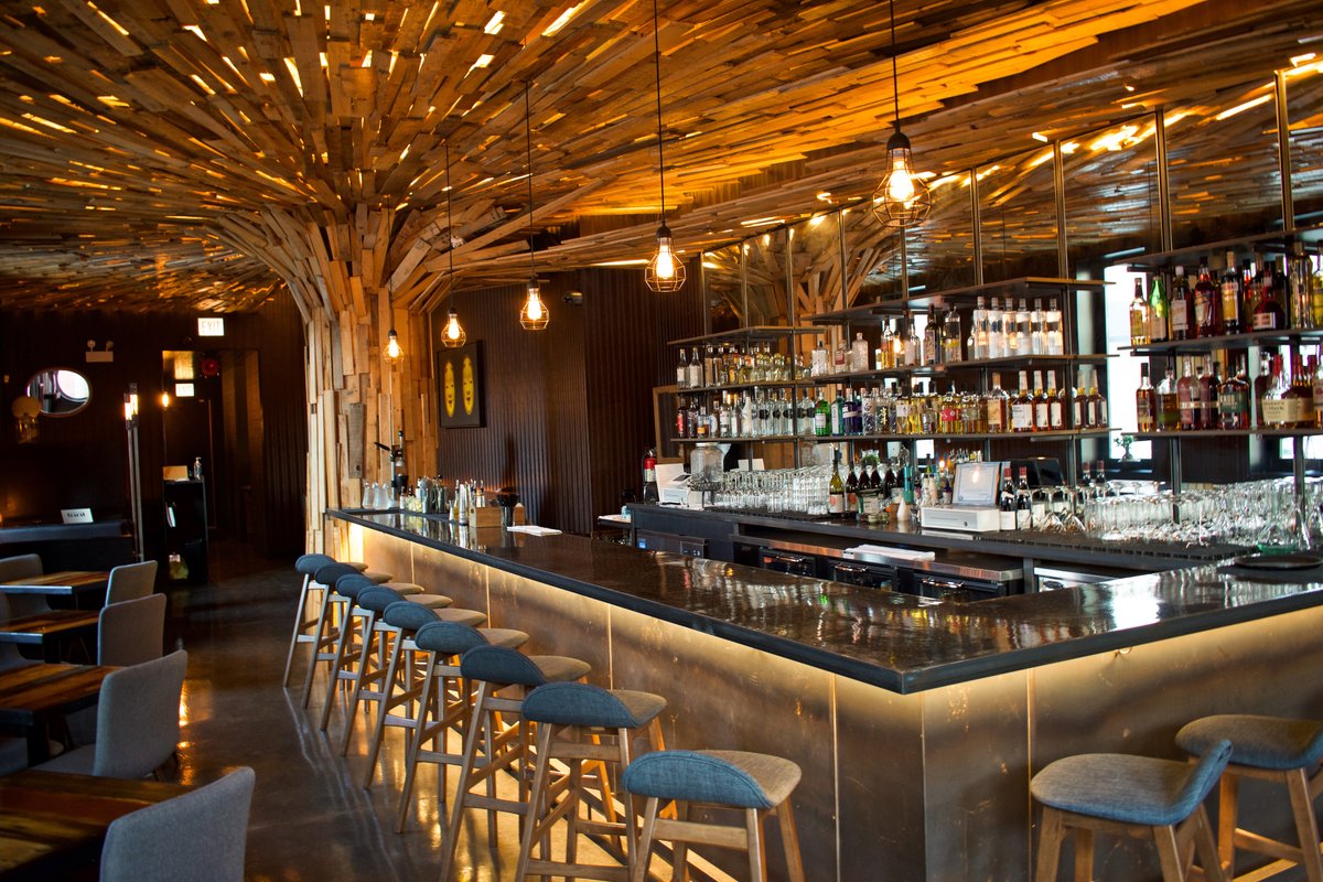 Our most recent listing member to sign on as a Planner Preferred listing member,  Hinoki Sushiko
Twice Featured in the Michelin Guide Chicago selection VISIT: hereschicago.com/listing/hinoki…