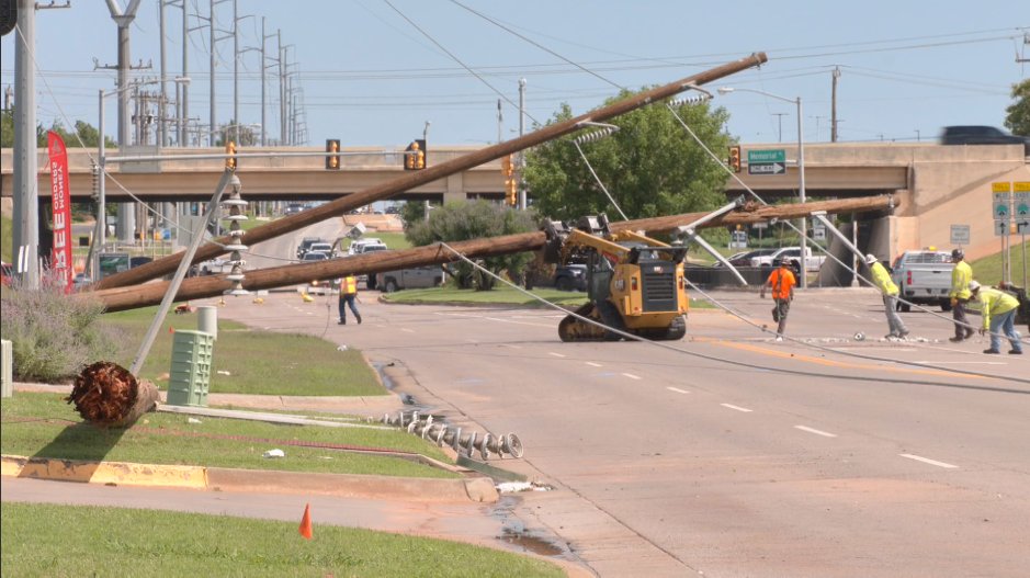 AVOID THIS AREA: N Penn Ave between 122nd and West Memorial in OKC remains closed as crews clean up the aftermath of the storm. OG&amp;E says more than 30,000 customers lost power. As of 11 am, 5,000 were without electricity. The latest on restoration efforts - at 4 and 5 @News9.