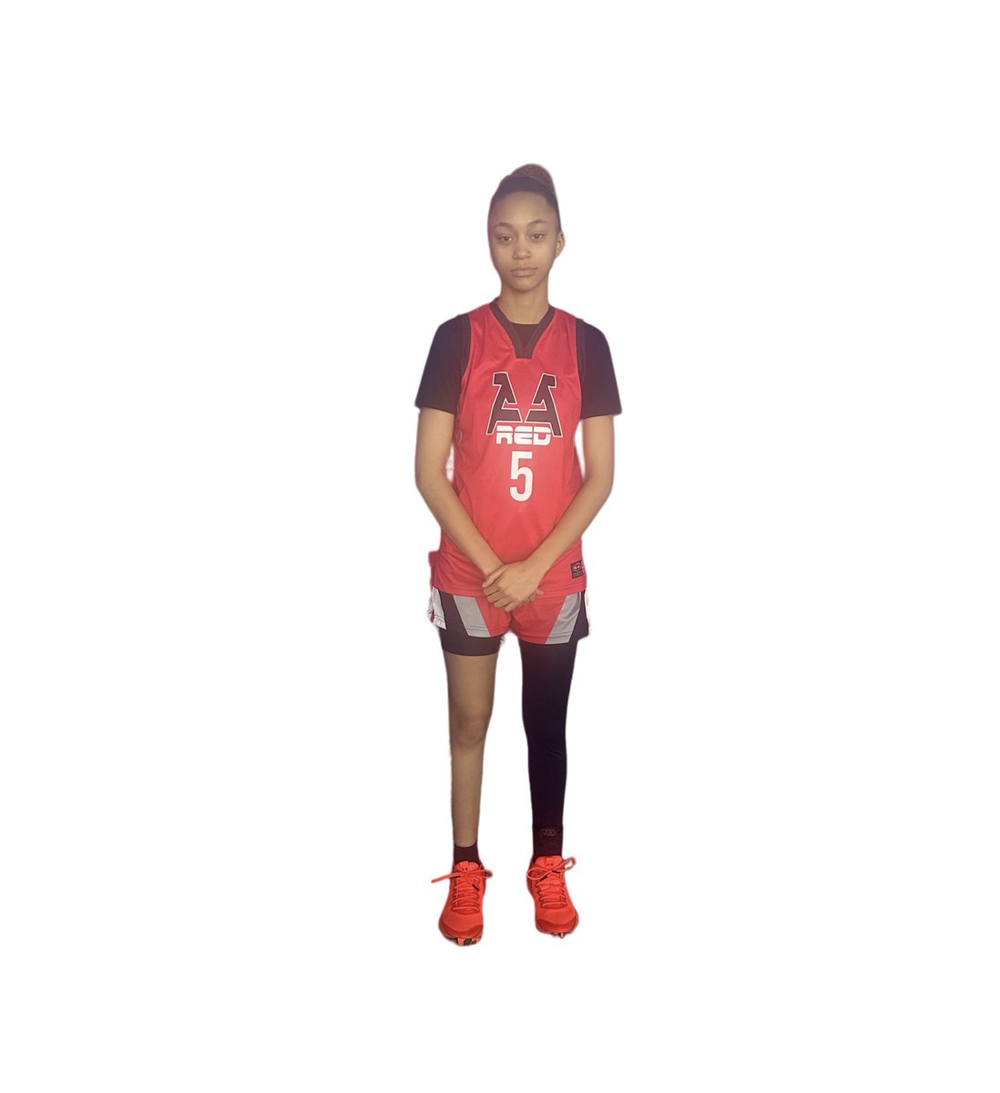 IconDoug's tweet photo. They say shooters shoot and this young lady can shoot it with the best of them. She can shoot it deep and she’s automatic from the line. At 5’9 getting her shot off is not an issue. Her confidence is constantly improving &amp; she’s a competitor! 1 of the best shooters in 2024 class https://t.co/O3ZpWiYpGQ