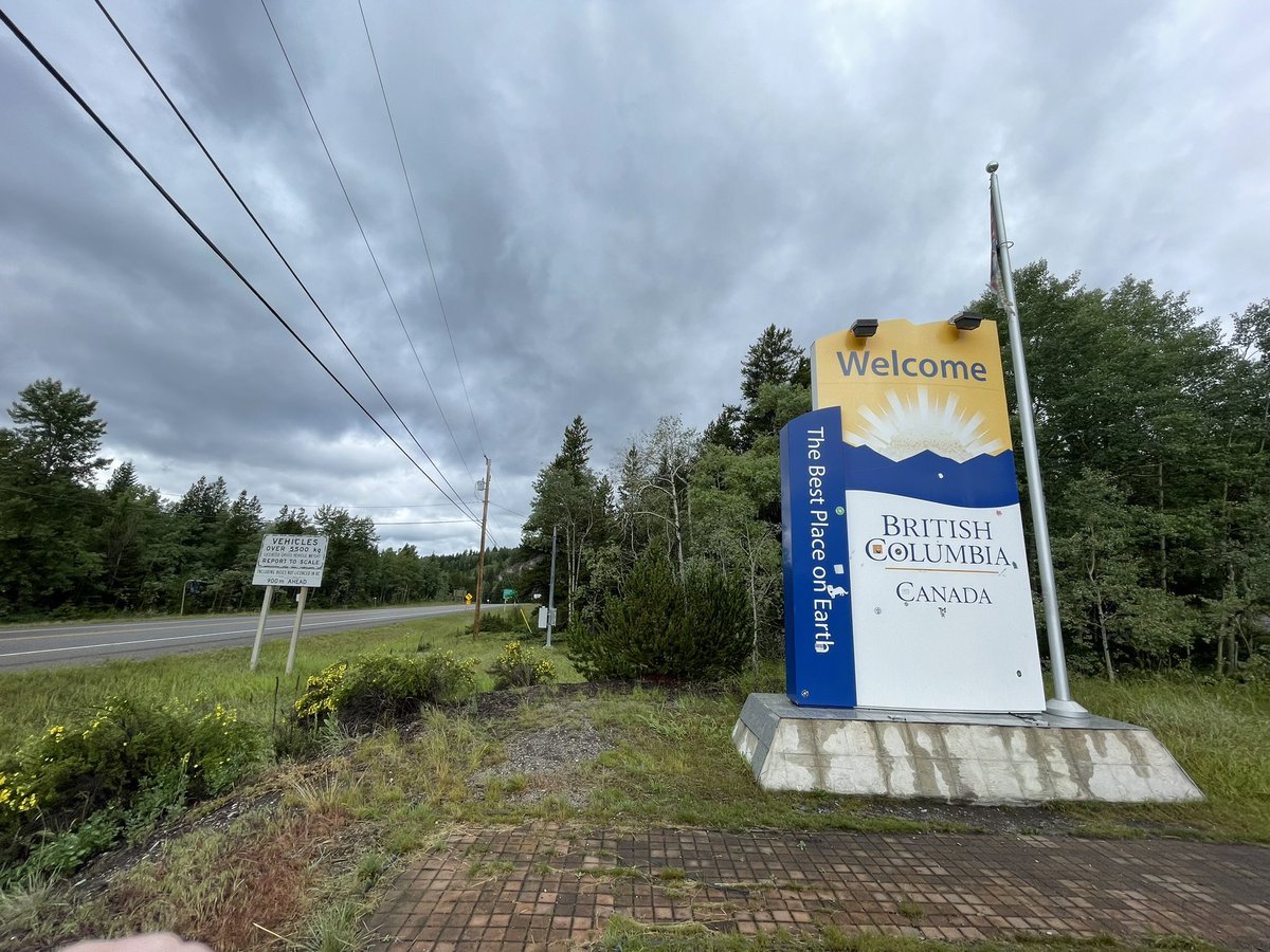 CrossBorderPod's tweet photo. What are some songs about the Province of British Columbia…. Has anyone ever sung a song about the province? #welcometobc https://t.co/mSImClRVcF