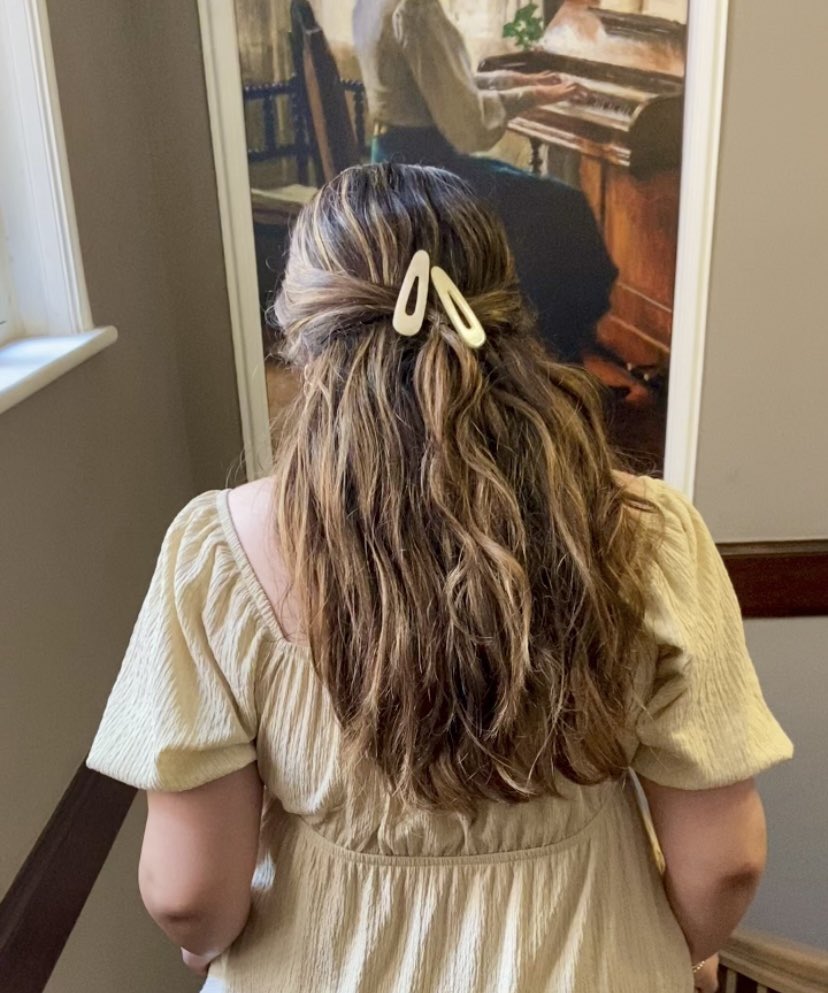 ecealtiok's tweet photo. #hairstyle #museum #art #picoftheday https://t.co/8EWVqZlOTd