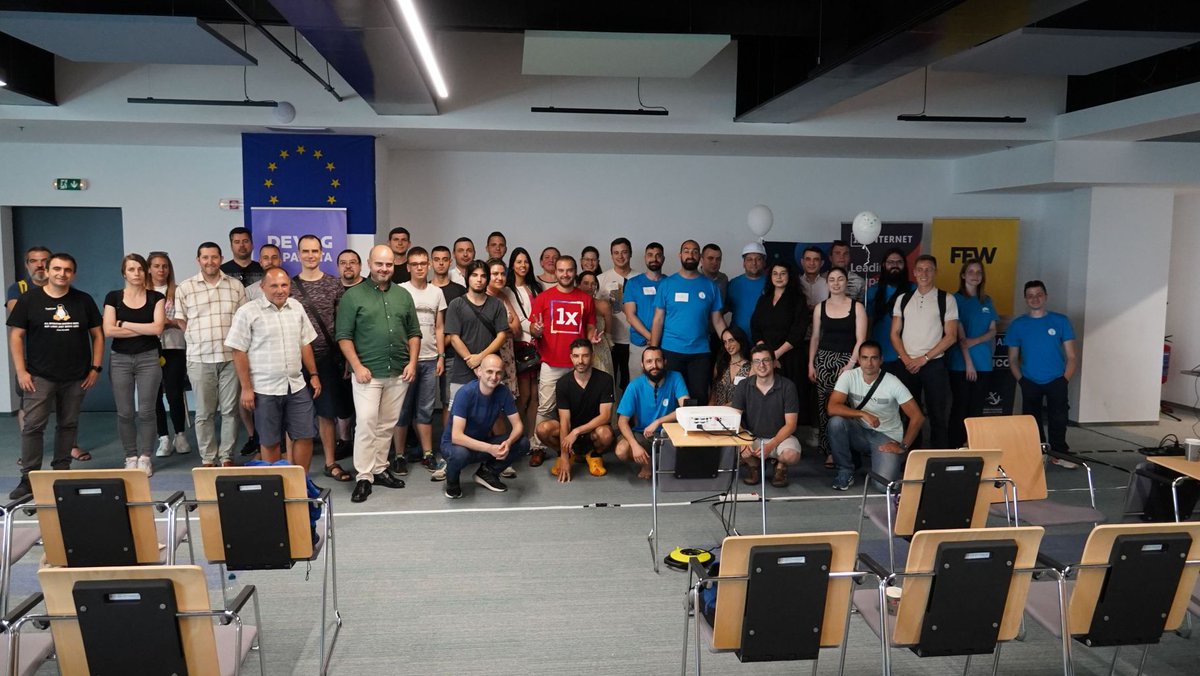 ittourbg's tweet photo. ⏹️ BurgasConf 2023 закриване ⏹️
Следваща спирка: VarnaConf 2023
▶️ Кога: 19-и август (събота)
▶️ Къде: Фестивален и Конгресен Център Варна
〰️ Вход свободен
#ITTour #BurgasConf #VarnaConf https://t.co/mS6QlcNRgd