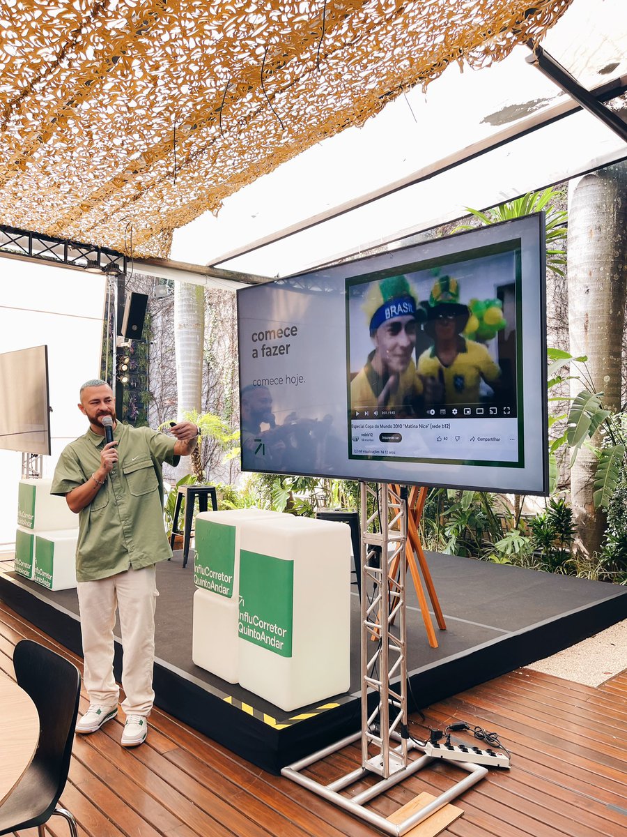 fred_b12's tweet photo. Dia começou no evento do @quintoandar 🏠🤍 Chefinho foi convidado pra trocar uma ideia com os corretores sobre criação de conteúdo pra internet! 📱 https://t.co/JGJzrNHsMB