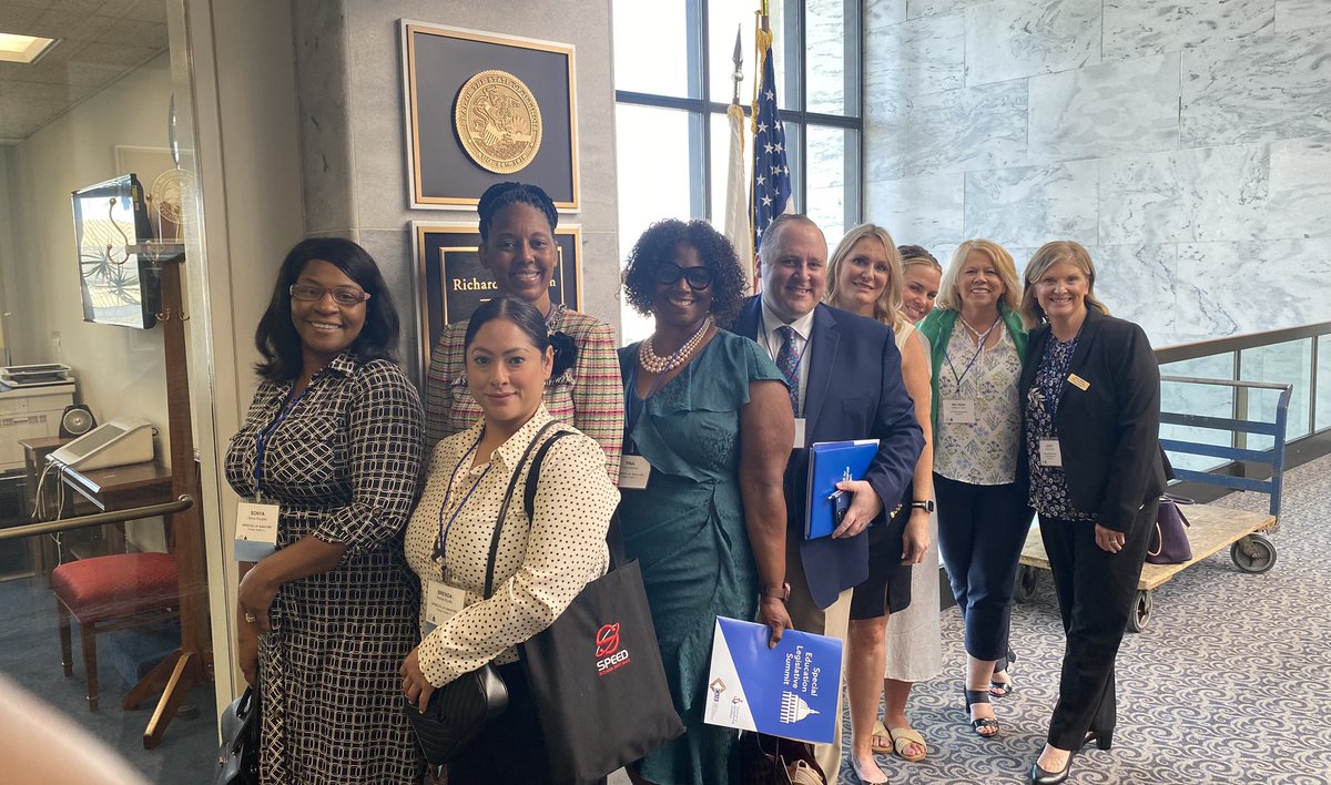 IAASEleads's tweet photo. Team Illinois advocating for students with disabilities. Thank you @SenatorDurbin for your ongoing support. #sels2023 https://t.co/XOP9XlaUnl