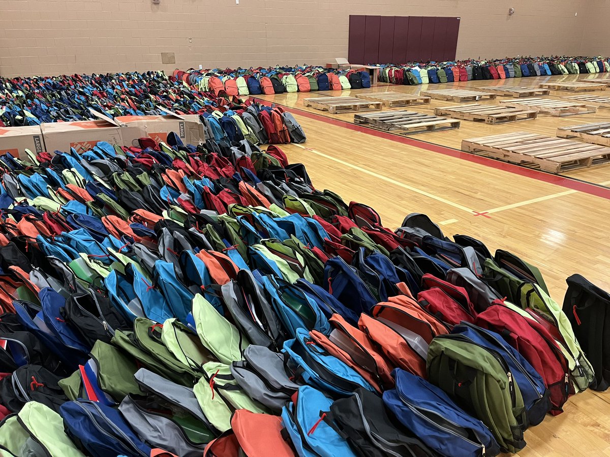 Just spent the morning packing backpacks with these awesome Northridge educators. What an incredible community project that directly benefits our students. Huge thanks to <a href="/SVVSFoundation/">St. Vrain Valley Schools Foundation</a> for making this happen! <a href="/NREL_Bengals/">Northridge Elem.</a> <a href="/SvvsdSchuh/">Kristopher Schuh</a> <a href="/SVVSDsupt/">Jackie Kapushion, Ed.D.</a>