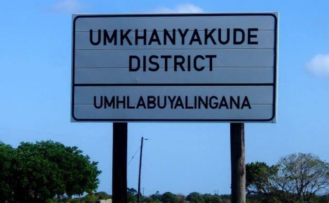 ZamakonkeK's tweet photo. A Thread of beautiful and delicious fruits you'd come across in Umhlabuyalingana forests 🤌❤️🥹 https://t.co/4D7Vg06rom