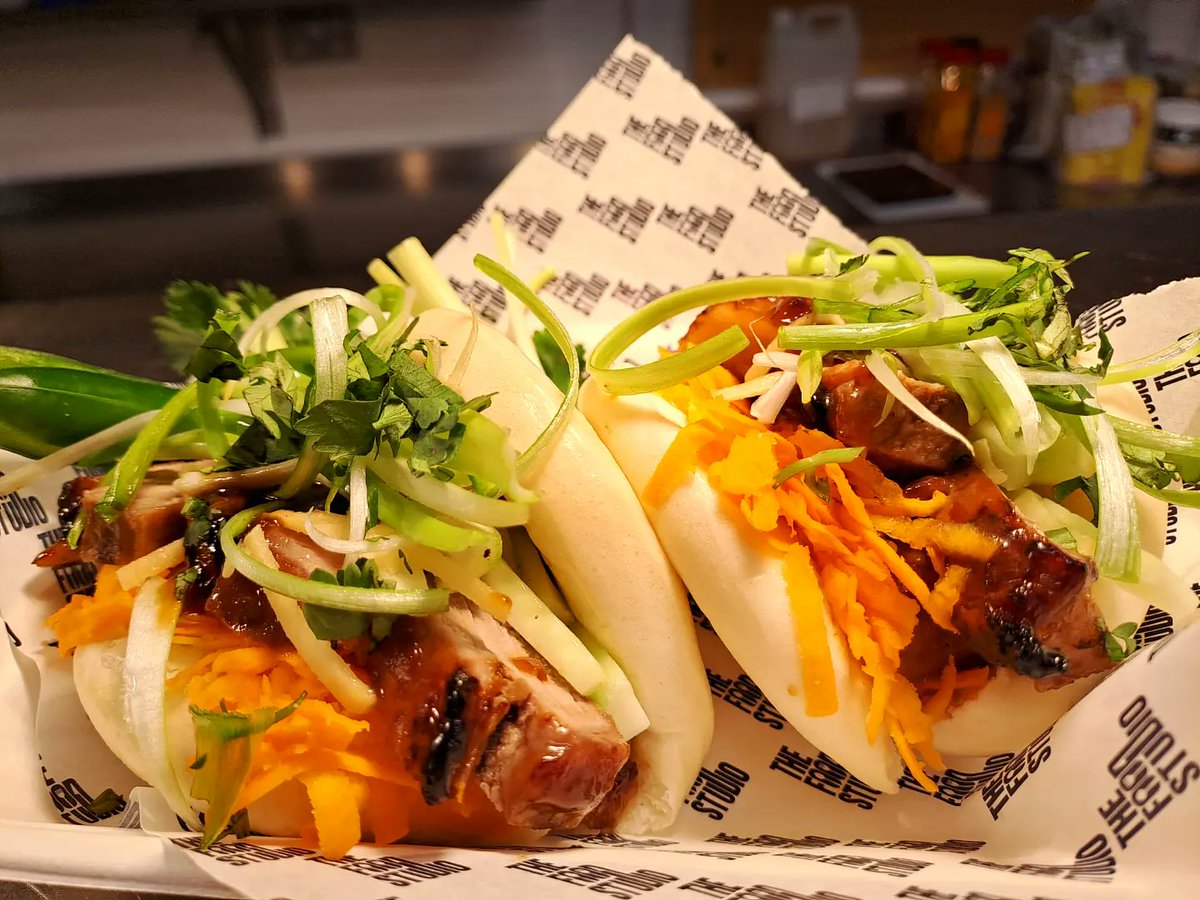 snackeroonys's tweet photo. Char Siu Pork or Tofu Hirata Bao Buns going on in the van soon....tested, and almost past scrutiny....we shall find out soon. What ya think....Nice lunch - yay or nay. https://t.co/AnlPxzGA64