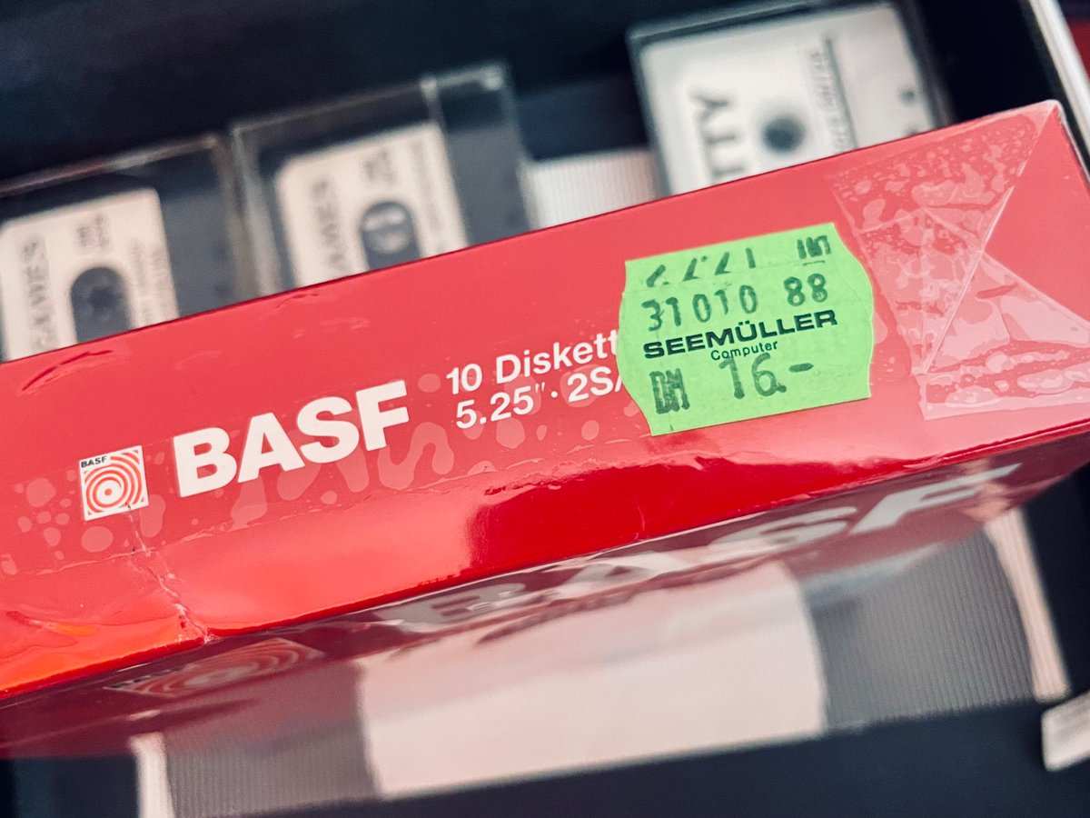 digger_c64's tweet image. Brand new #BASF 5.25” box (from 1988?) about to be opened… #keepitcommodore