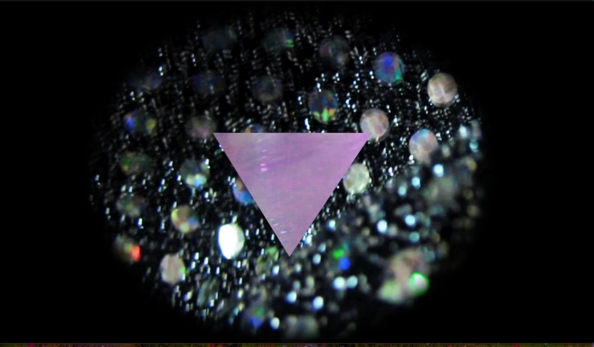 RiskRewardPDX's tweet photo. Queer love, community &amp; resiliency - https://t.co/9ZsBQeUh5o https://t.co/jl11AEquab