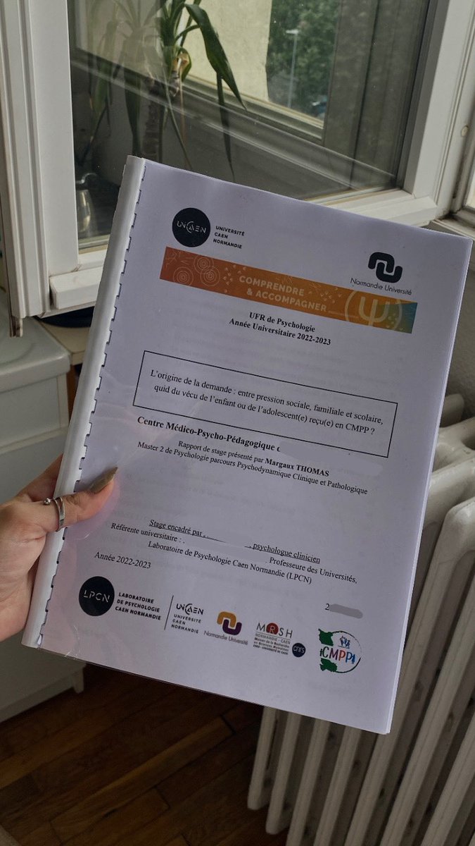 manželka tweet media