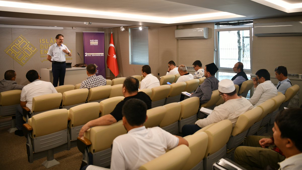 İDE Mâverâünnehir Yaz Seminerleri II

"Medeniyetleri var eden şey; yenilenme, süreklilik ve değişim arasındaki dengeyi kurabilmektir. Bir milletin cevheri ne kadar iyi ise, gittiği yerlerde iyi ve güzel olan pek çok şeyi kendi bünyesine adapte edebilir."

Seminerler kapsamında