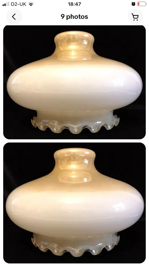 OFFER: Vintage Glass Fluted Light Shade 2 (Buxworth SK23) ilovefreegle.org/message/100764…