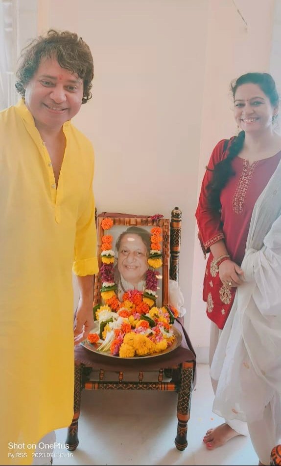 MeheckBhatiya's tweet photo. "Someone who is so loved is never lost/ forgotten.”
On 1st Barsi of our Papaji #kcsharma connecting with the light he left behind in every person he cherished & blessed through his lifetime https://t.co/cAkuUv9XZw