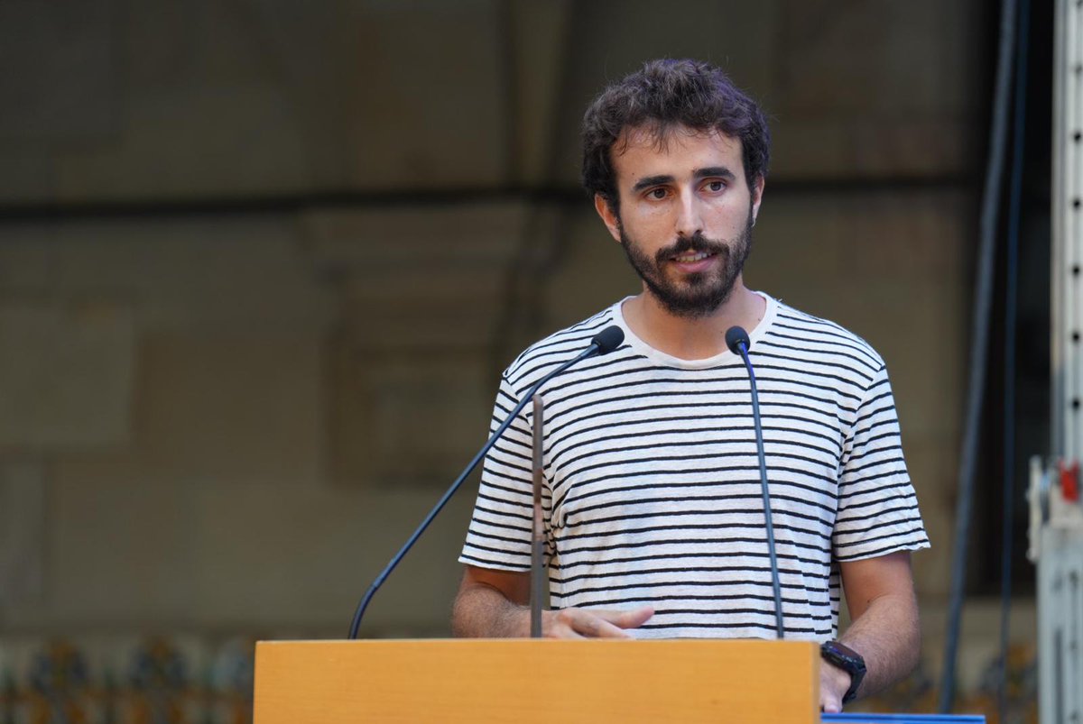 SCB_iec's tweet image. 🏆@adriacanyellas, investigador a l&apos;@IRBBarcelona, ha rebut el #PremiSCB2023 a l’#ArticleCientífic pel treball “Metastatic recurrence in colorectal cancer arises from residual EMP1+ cells”, publicat a la revista científica @Nature

#NitBio2023 #PremisSCB2023