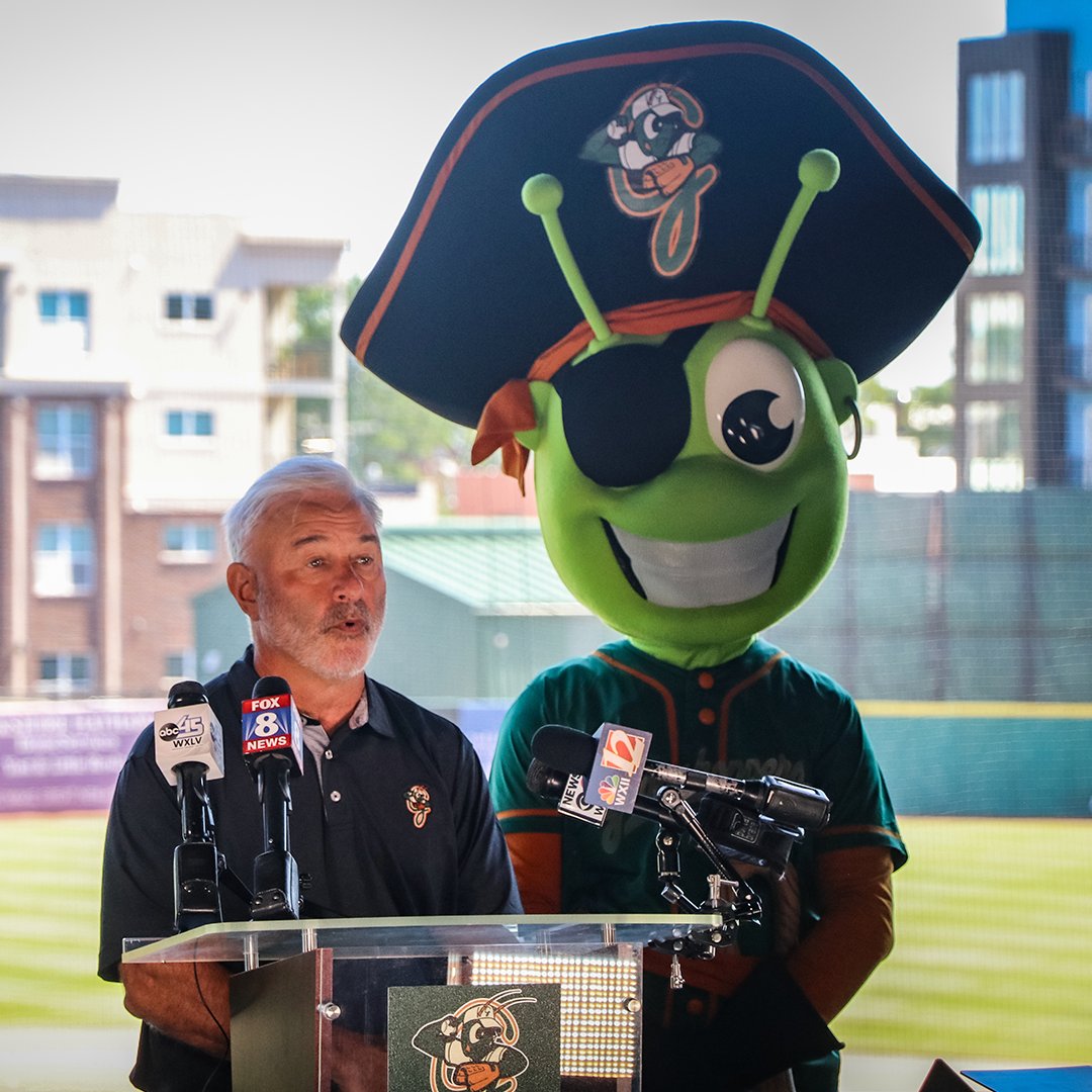 GSOHoppers's tweet image. After 22 years of success and accolades, Donald Moore will shift to President Emeritus of the Hoppers and Tim Vangel will become our new General Manager starting October 1st. 

To learn more about "Mr. Grasshopper," click the link below⬇️
ow.ly/PolR50P8RMW