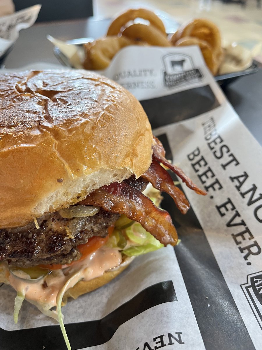 ContraBT's tweet image. 