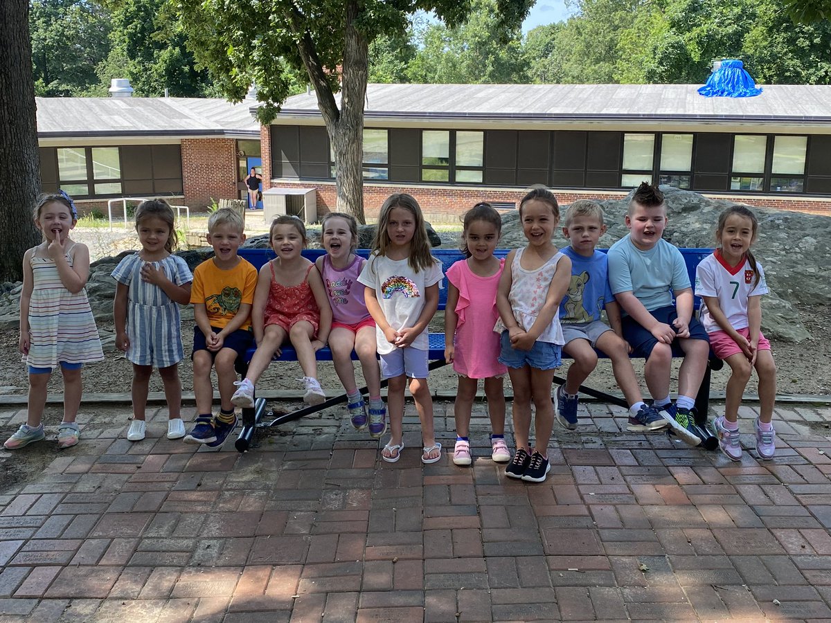 It was a fun-filled morning at kindergarten camp at Memorial School today! These kids look ready for the big school. #bbchopedale <a href="/LindsayFitzgibb/">Lindsay Fitzgibbon</a> <a href="/RRICKMemorial/">BMiller</a> <a href="/HopedaleMES/">Hopedale MES</a>