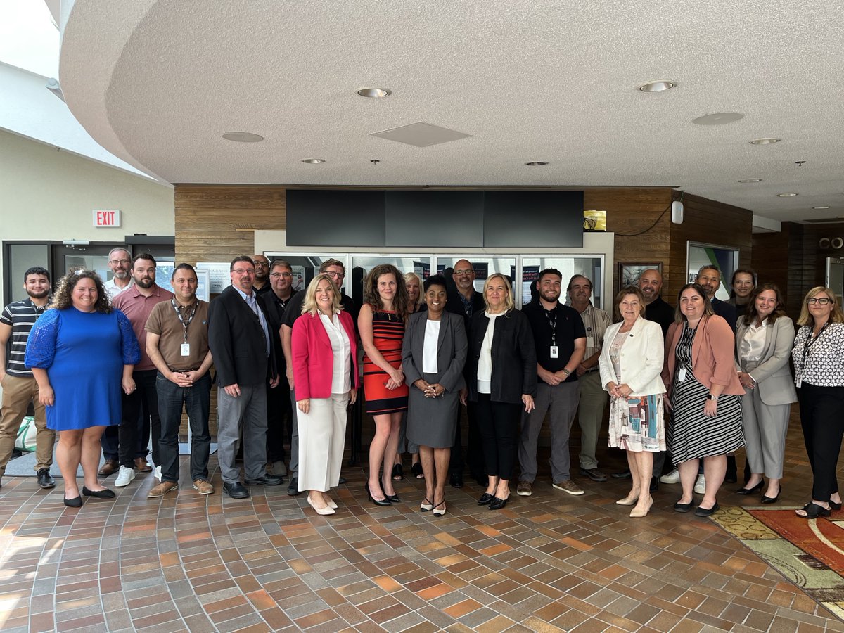 TownOfCaledon's tweet photo. The Town of Caledon received Platinum level certification from @WCCityData. This means Caledon’s data is of the highest quality and in conformity with standardized methodologies. Learn more: https://t.co/UhPKNmOkJ7 https://t.co/kAN3pAWK3K