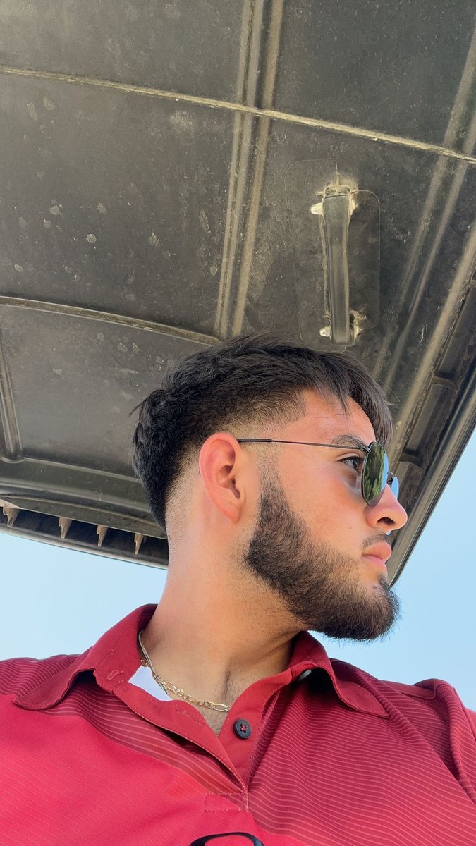 🕶️