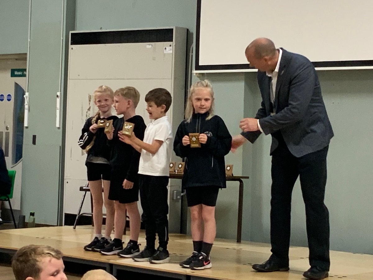 Well done to Lucia, Michael, James and Mia for setting wonderful examples of our school super values. Also well done to each and every one of you, as I have seen all of my class demonstrate these values at different points throughout this year.