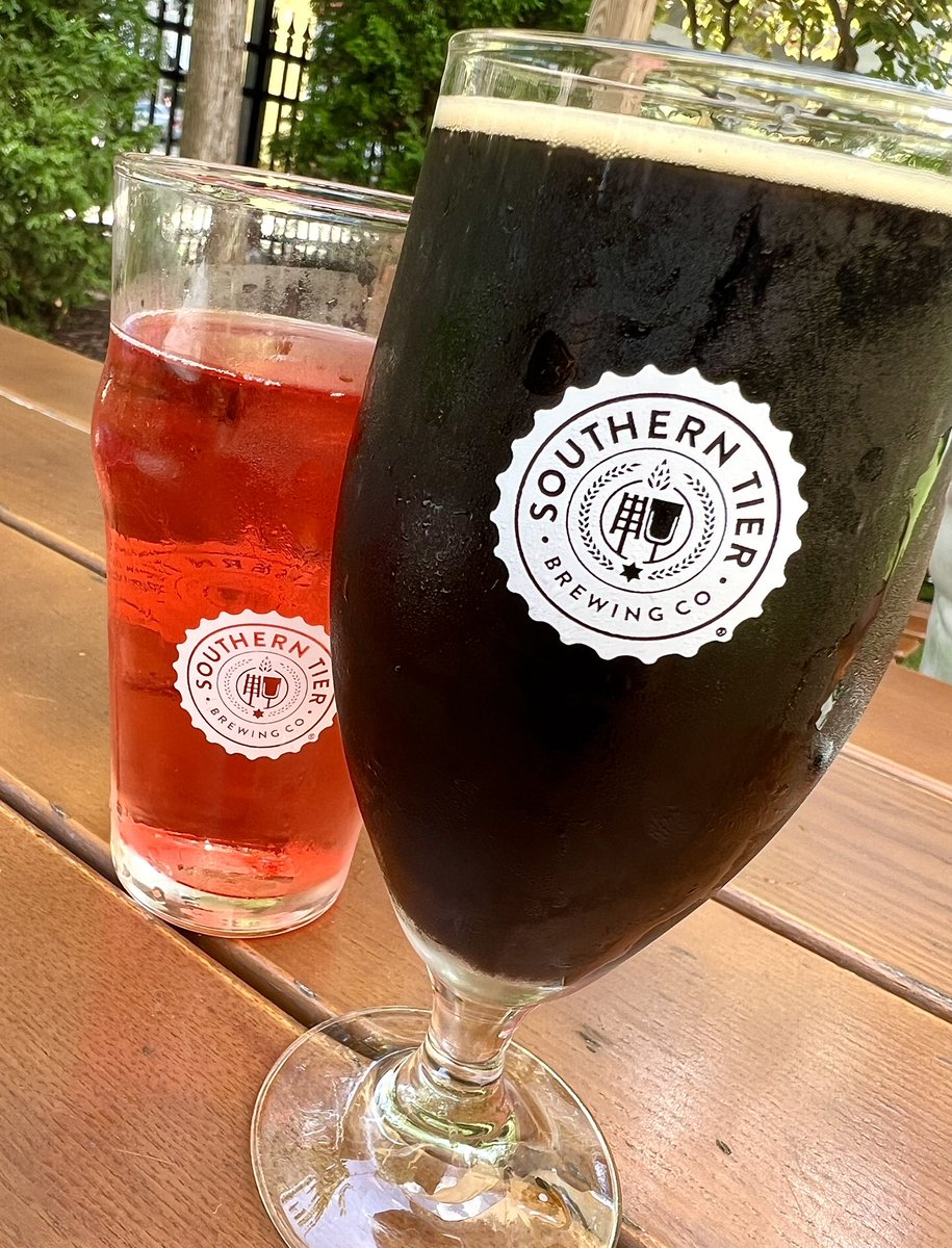 Himes412's tweet image. A fun couple of days around the #Burgh #TimeOff #Relax #412 #Pittsburgh #Pups #NorthShore #Dogs #Sewickley #Ambridge