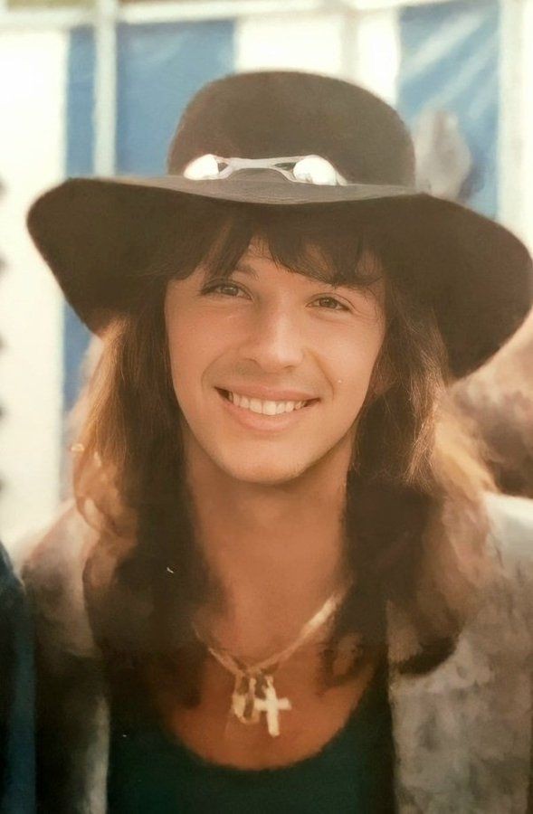 Happy 64th Birthday, Richie Sambora!   
