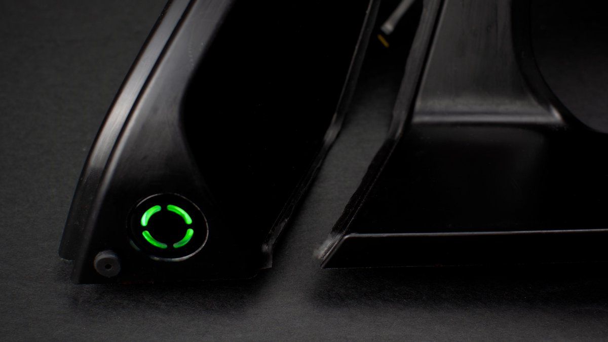 UltraSenseSys's tweet photo. Modern + motorized #EV #charge port door systems are coming! @UltraSenseSys solid-state touch &amp; lighting modules move to vehicle production by a US-based high-end EV maker #Automotive #innovation   https://t.co/rp4dA029d4 https://t.co/IwjsrrmDSx